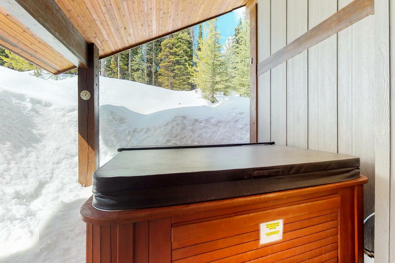 South Face B Apartment Big White Ski Resort Exterior photo