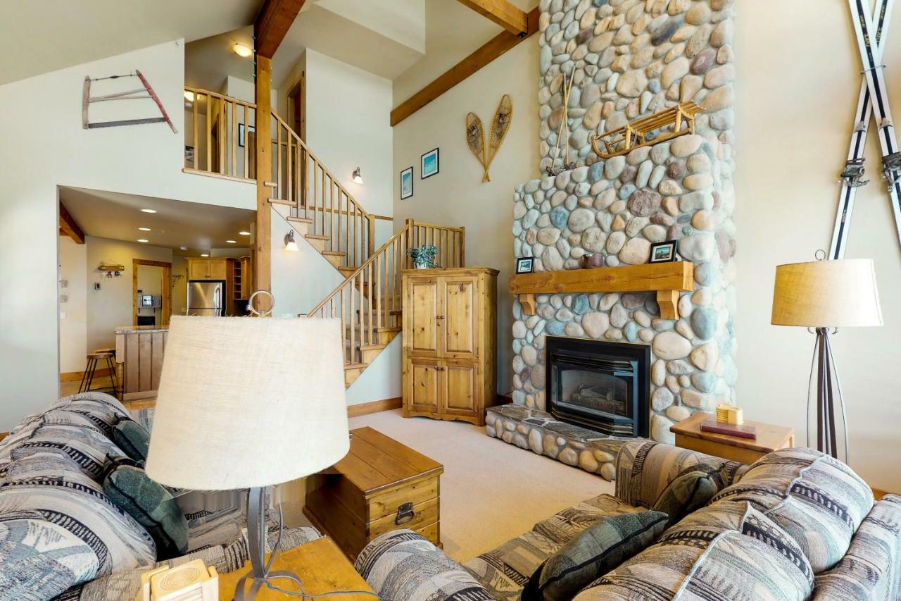 South Face B Apartment Big White Ski Resort Exterior photo